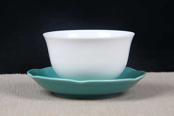 A Green Porcelain Saucer