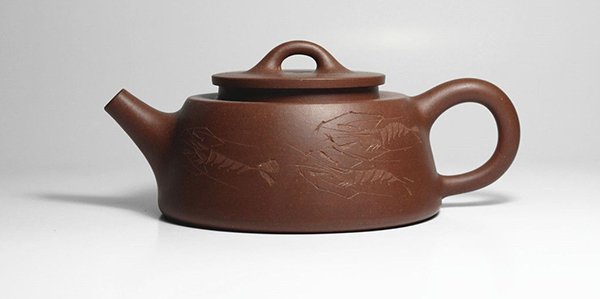 Purple Clay teapot is the most famous pottery teaware