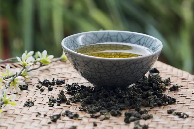 Most Minnan Oolong teas are floral and light in flavor