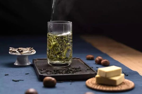 Lu'an Gua Pian is a famous green tea by a complicated processing